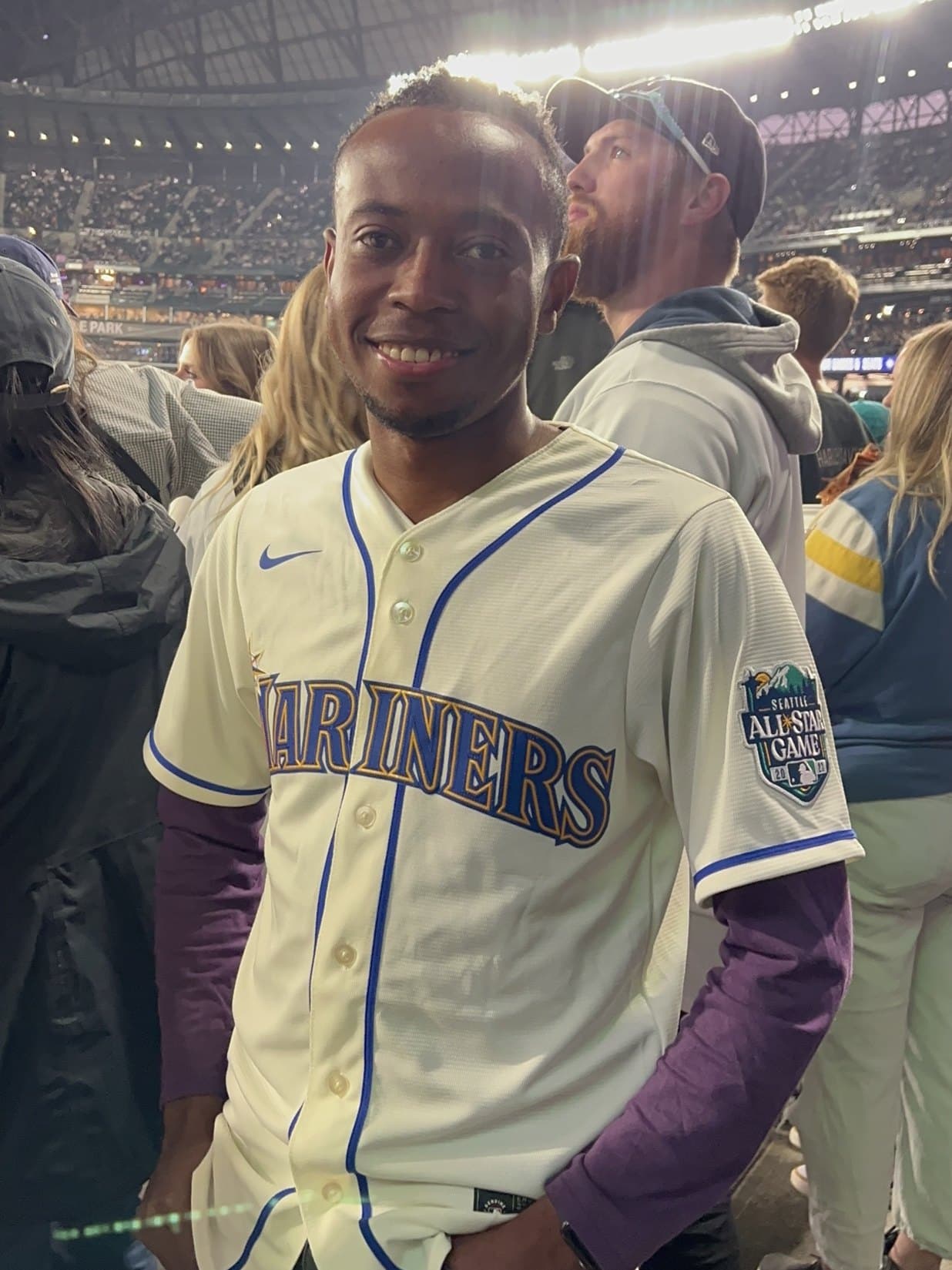 Richard in a Mariners jersey at T-Mobile Park